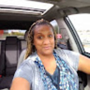 Meet your Posher, Simone